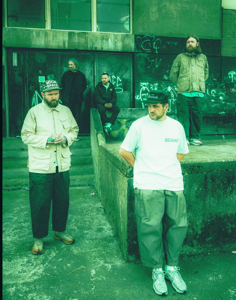 SUNSTINGER tweet media