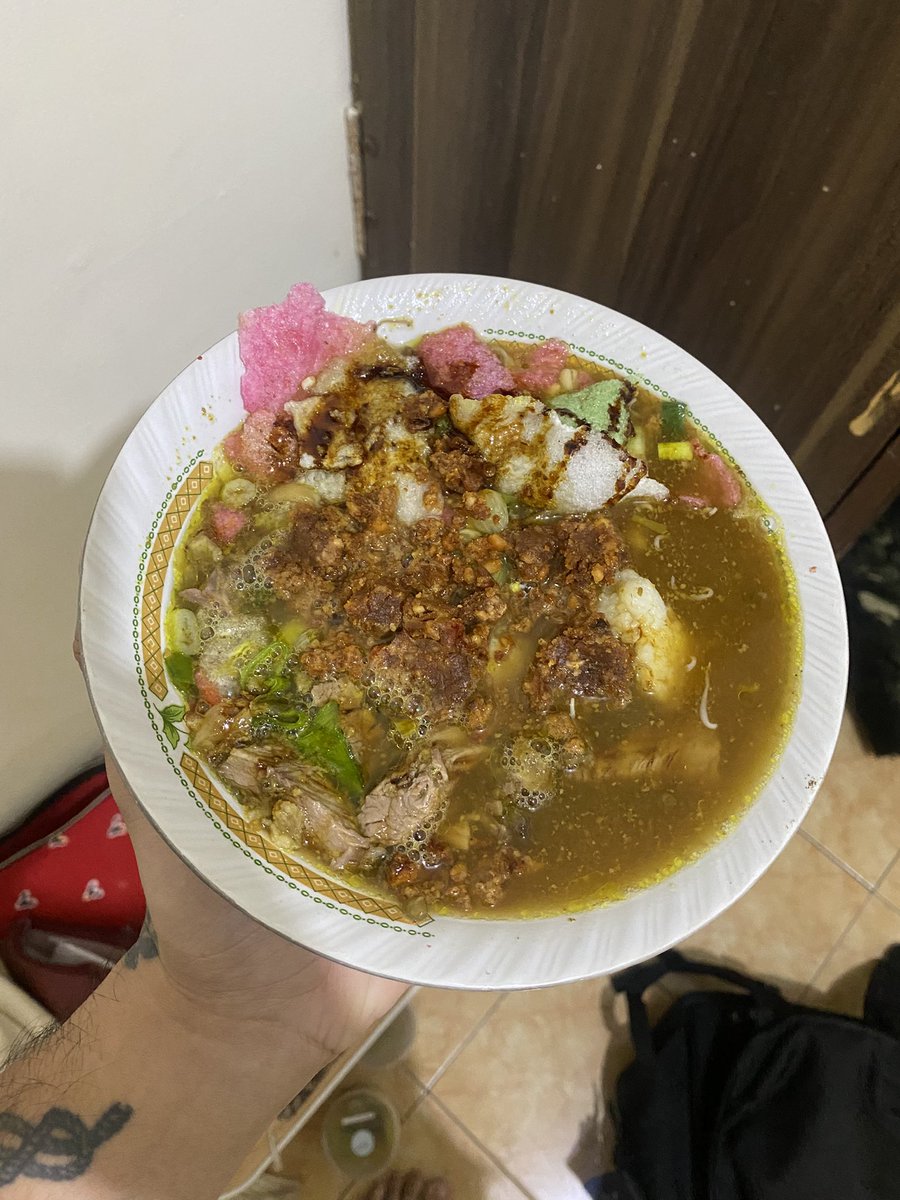 cursedkidd's tweet image. mkanan andalan ktika pulang purwokerto adlahh soto sambel kacang