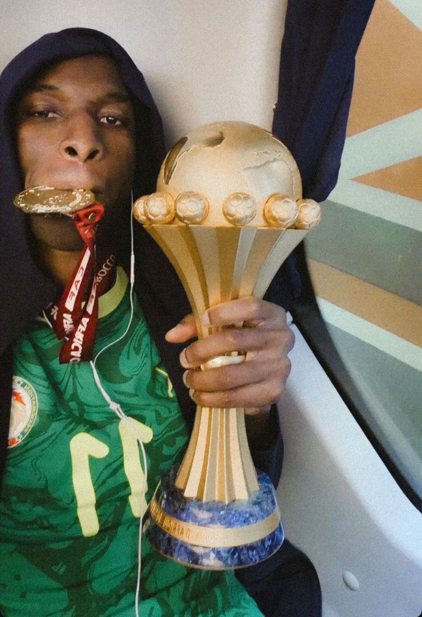 𝗩𝗜𝗕𝗘!! 🏆🇸🇳