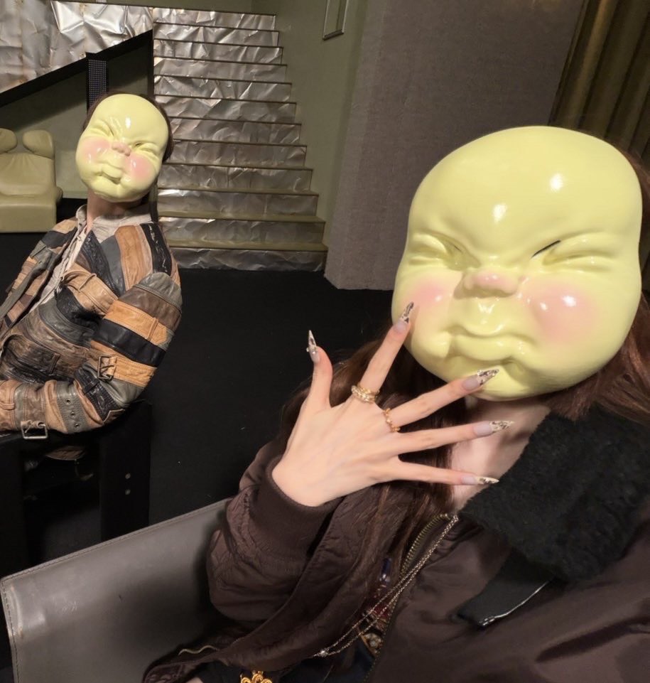 cherrymongz's tweet image. youngseo’s birthday message for woochan:

05z jo woochan-ssi happy birthdayyy 🥳🥳 though i always say “what’s with this guy..” to you, but you’re just that much amazing and such a cool person…!!!! ㅋㅋ😂😂 eat delicious food and rest well today, happy birthdayyyyyy 🎂