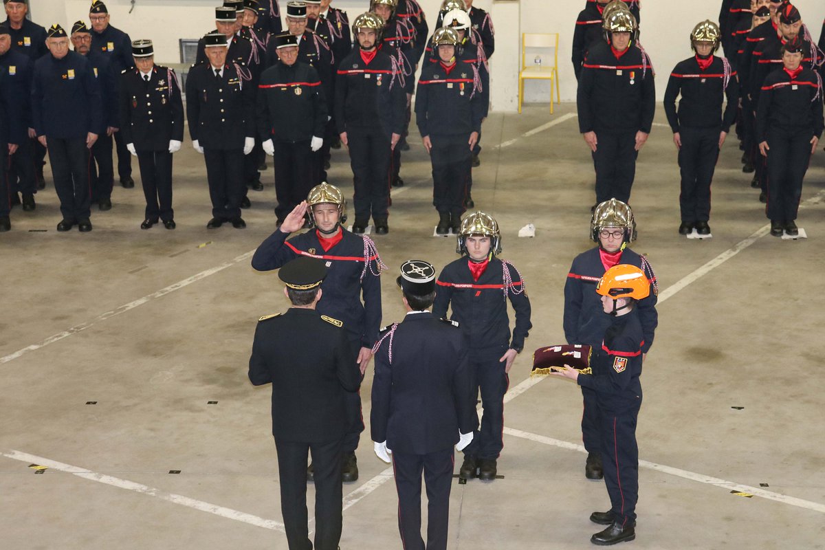 Sapeurs-Pompiers 50 tweet media