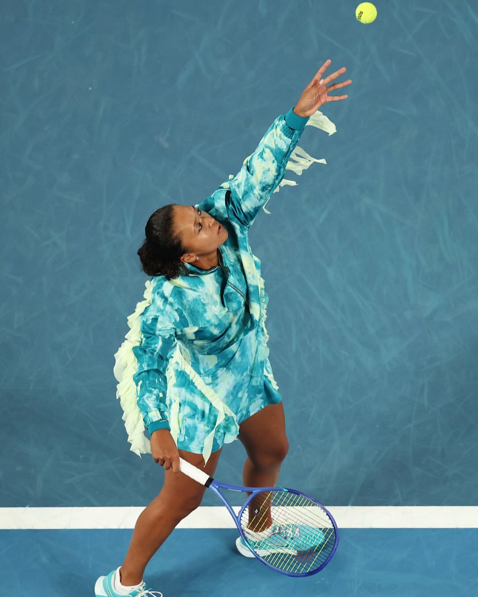 andys_murray's tweet photo. naomi osaka the fashion icon that you are🩵 https://t.co/yUFPbfEZle