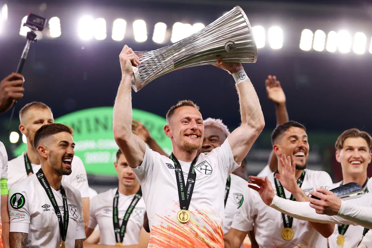 WestHam_Central's tweet image. Vladimír Coufal was baffled by West Ham's decision to block a move to Fulham - before releasing him six months later.

This is actually a disgusting and sad read, from the 'family club' we claim to be:

"Some decisions don't make sense for you. For example, don't let me go to…