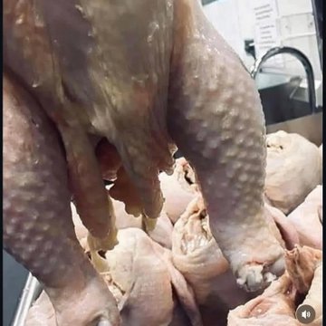 Mwansk10's tweet photo. Ikishakua ivi ndo jobless unapewa nawewe 😅😅😅😅 https://t.co/EP6YP34HzI
