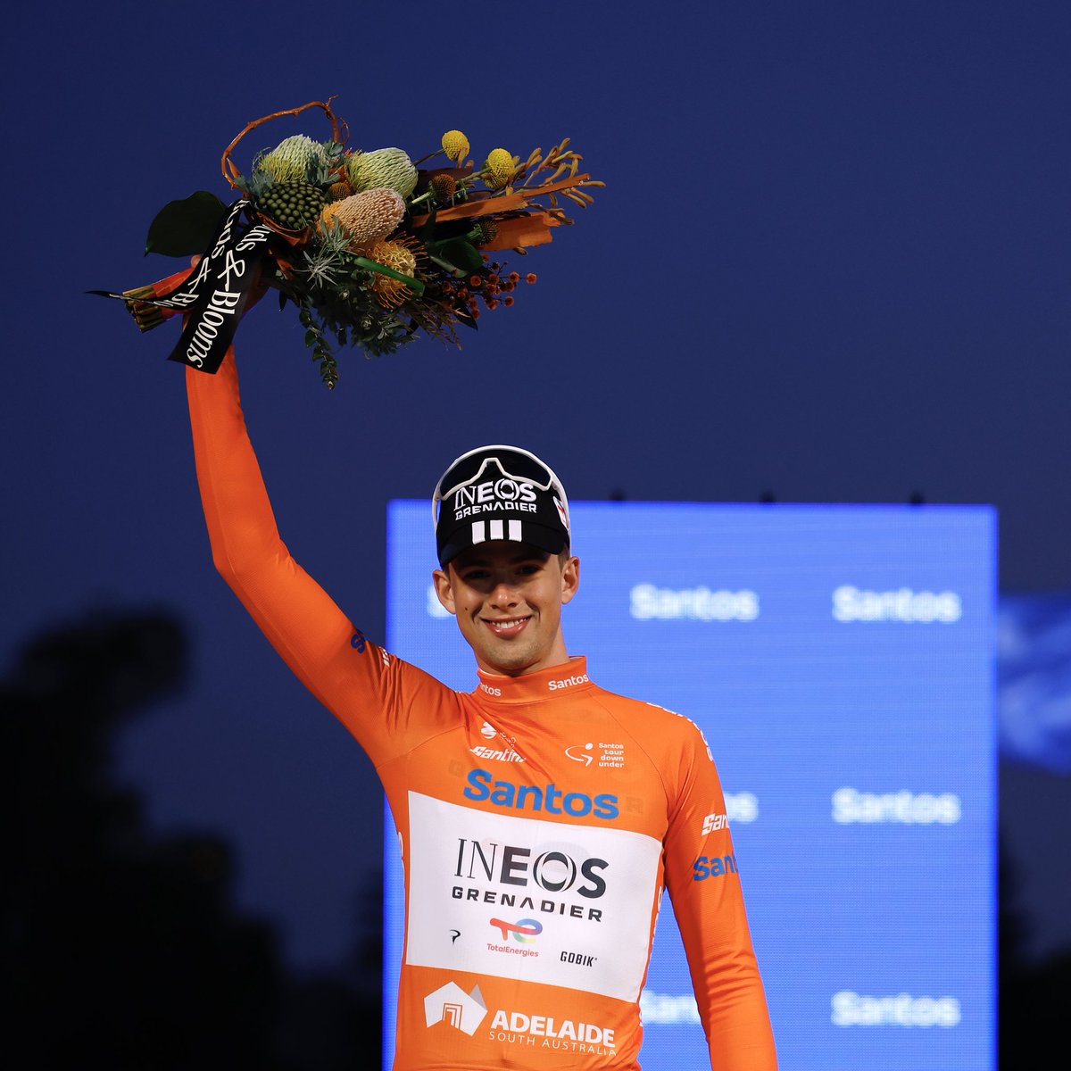 almeida_ernesto's tweet photo. #ApasionadoPorElCiclismo #SamuelWatson (INEOS Grenadiers) ganó el prólogo del Tour Down Under 🇦🇺 con 4:16 y es el primer líder de la general ⏱️🏆. Completaron el podio Ethan Vernon y Laurence Pithie
#TourDownUnder #Ciclismo #INEOS @pamozaec @TulcanOnline @EmbalajeFinalEc https://t.co/ShddNwkrQ9