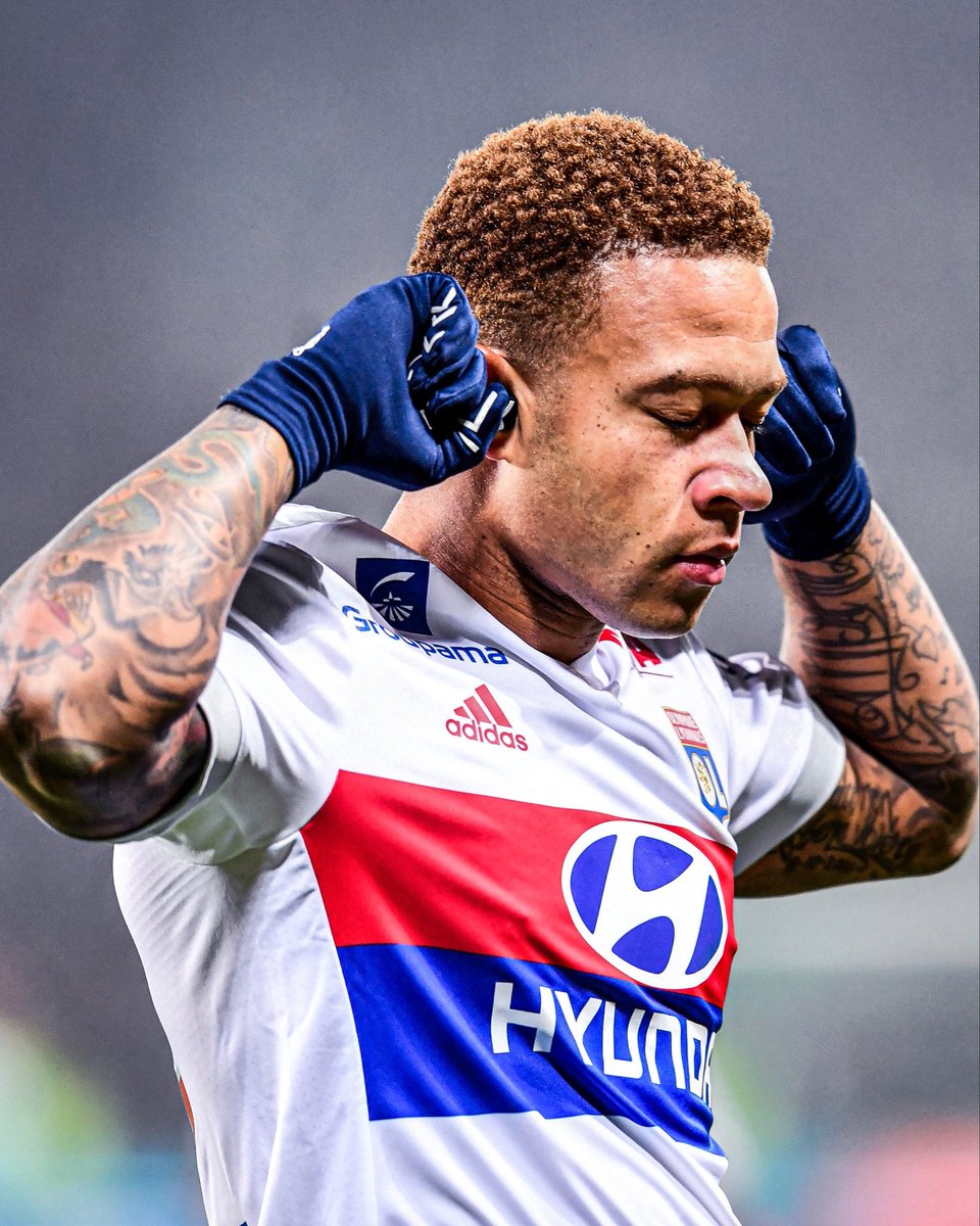 Memphis Depay at Lyon, different level 🇳🇱🌟
