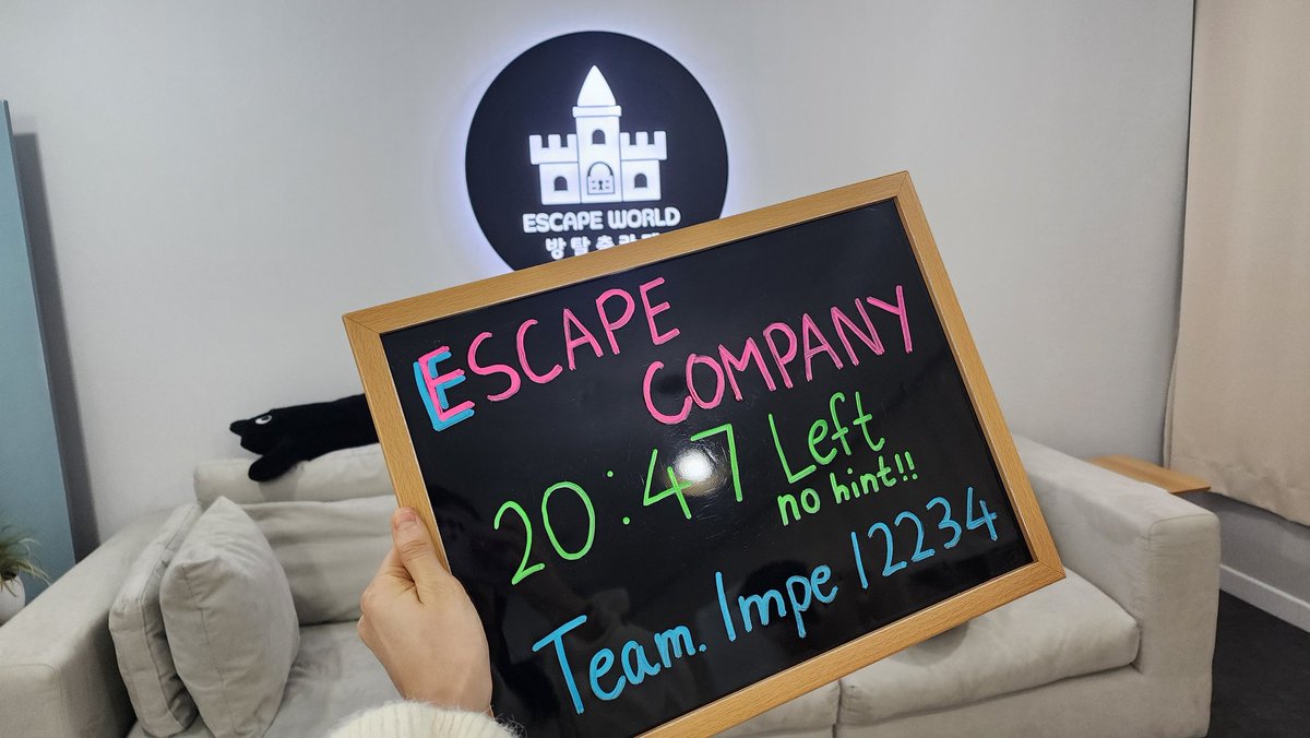 coffee_npc's tweet image. #리듬게임_트친소 #리듬게임_𝕏친소

어뮤즈 304호에 쳐박혀서 사볼만 해요.
클라이밍 해요.
방탈 해요.
제과 해요.
카페에서 커피 내리는 커피머신이에요.
리악귀 클친자 방붕이 두팔벌려 환영해요.
무멘팔로 찾아갈게요😃