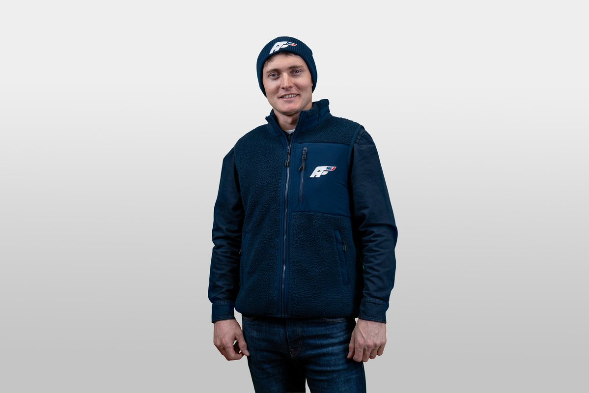 AdrienFourmaux's tweet image. Good news ! Bonne nouvelle ! 

adrienfourmauxstore.com is online ! La boutique est en ligne ! (Link in bio ! Lien dans ma bio !)

Many of you asked for official #AF16 merch'... Here we go ! Vous êtes nombreux à me solliciter pour des produits dérivés... C'est parti !