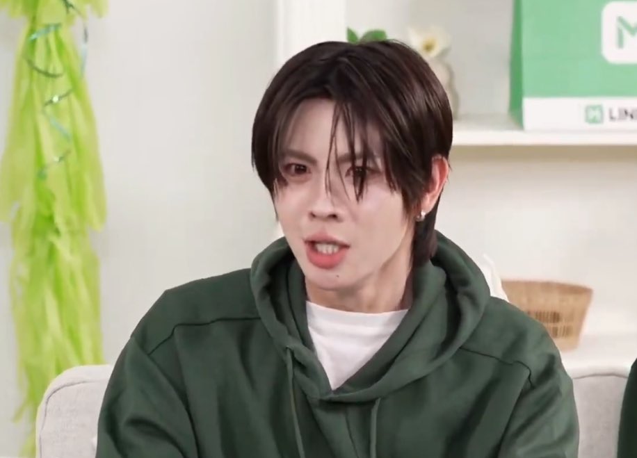 jigsawjaa's tweet image. ขำเกือบตายเล่นบทพี่ชาวีดูดพิษ แต่ให้ใส่ หอหีบ ทุกคำ เฟิ้ดคือจอยมาก เล่นจริงจังมากกกกก พี่เติ้ลคืออ ไม่ไหวแล้ววว 5555555525555555525555555555

TLE FIRSTONE LIVE LINE MAN
#LINEMANถูกสุดทุกวันwithTF