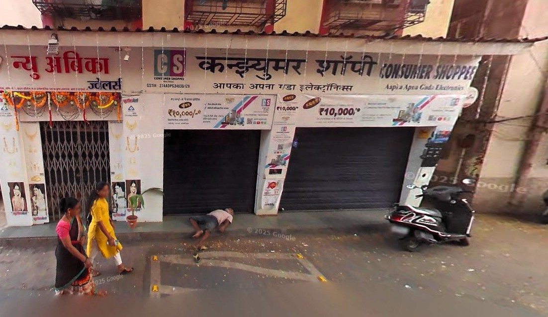 BEWDA TUNNN @ GADA ELECTRONICS 🤣🤣
<a href="/TMKOC_NTF/">Taarak Mehta Ka Ooltah Chashmah</a> #TMKOC