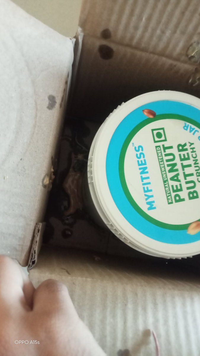 ReelToReals's tweet photo. @flipkartsupport 
Received a damaged &amp; leaking food product, unsafe to use.
Refund is being delayed by forcing pickup.

I am not requesting return or pickup.
Requesting ONLY a refund. Please resolve this at the earliest.
Flipkart bad service not use other time https://t.co/MM6RqDNwAk
