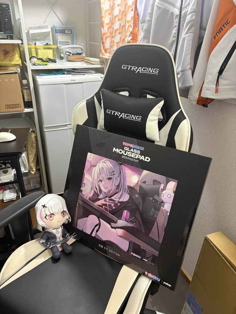 空澄セナ ガラスマウスパッド届いたー！！！ 思ってたよりもでかくて