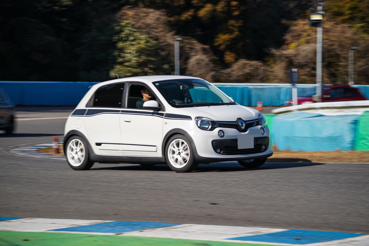 めっちゃいい感じに撮ってくれてる～📷
ありがとうございます🙇
ちなみに運転手は花粉症？黄砂？でくしゃみ出まくりで大変でした🤧