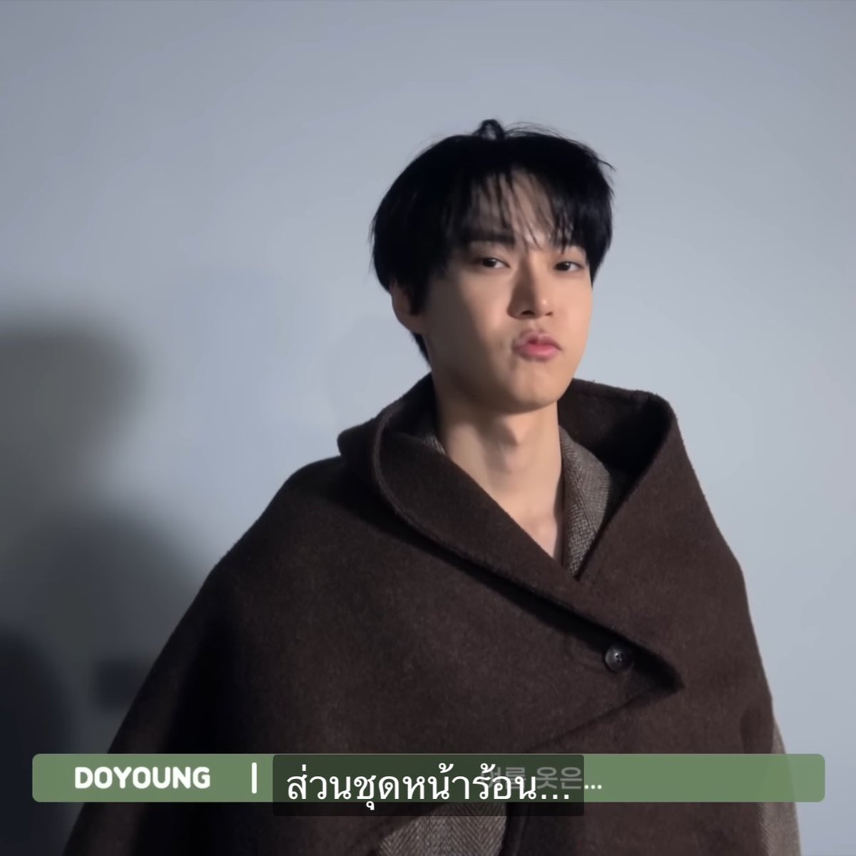 ssiebzehn's tweet image. ชอบหน้าหนาวเพราะมีเสื้อผ้าให้ใส่หลายเลเยอร์ ไม่ชอบหน้าร้อนเพราะไม่ค่อยมีไรให้ใส่ 5555555555555