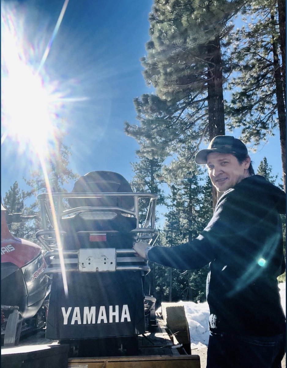 rennersource's tweet image. 