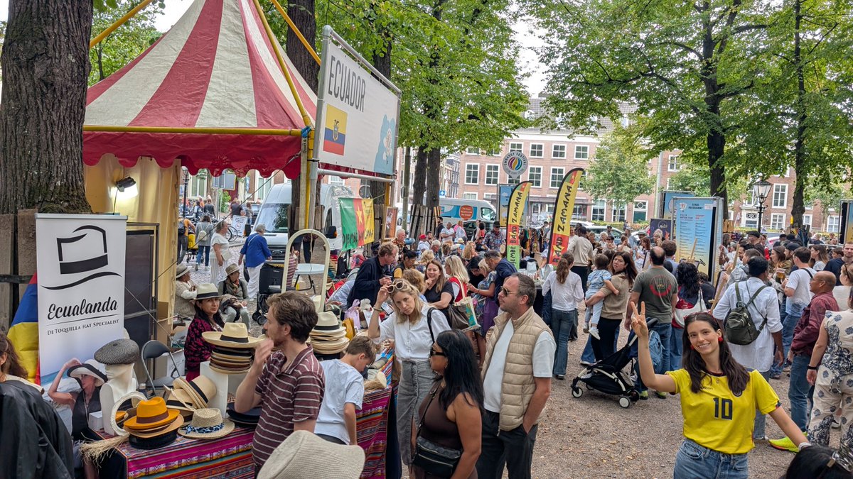 🇪🇨🌍 ¿Eres emprendedor(a) o tienes una empresa ecuatoriana en los Países Bajos?

La Embajada y la Oficina de ProEcuador te invitan a registrarte para participar en actividades y eventos como el Embassy Festival 2026.

📋 Encuesta aquí 👉 forms.gle/957uWrvbMjN6BF…

🇪🇨 es Talento