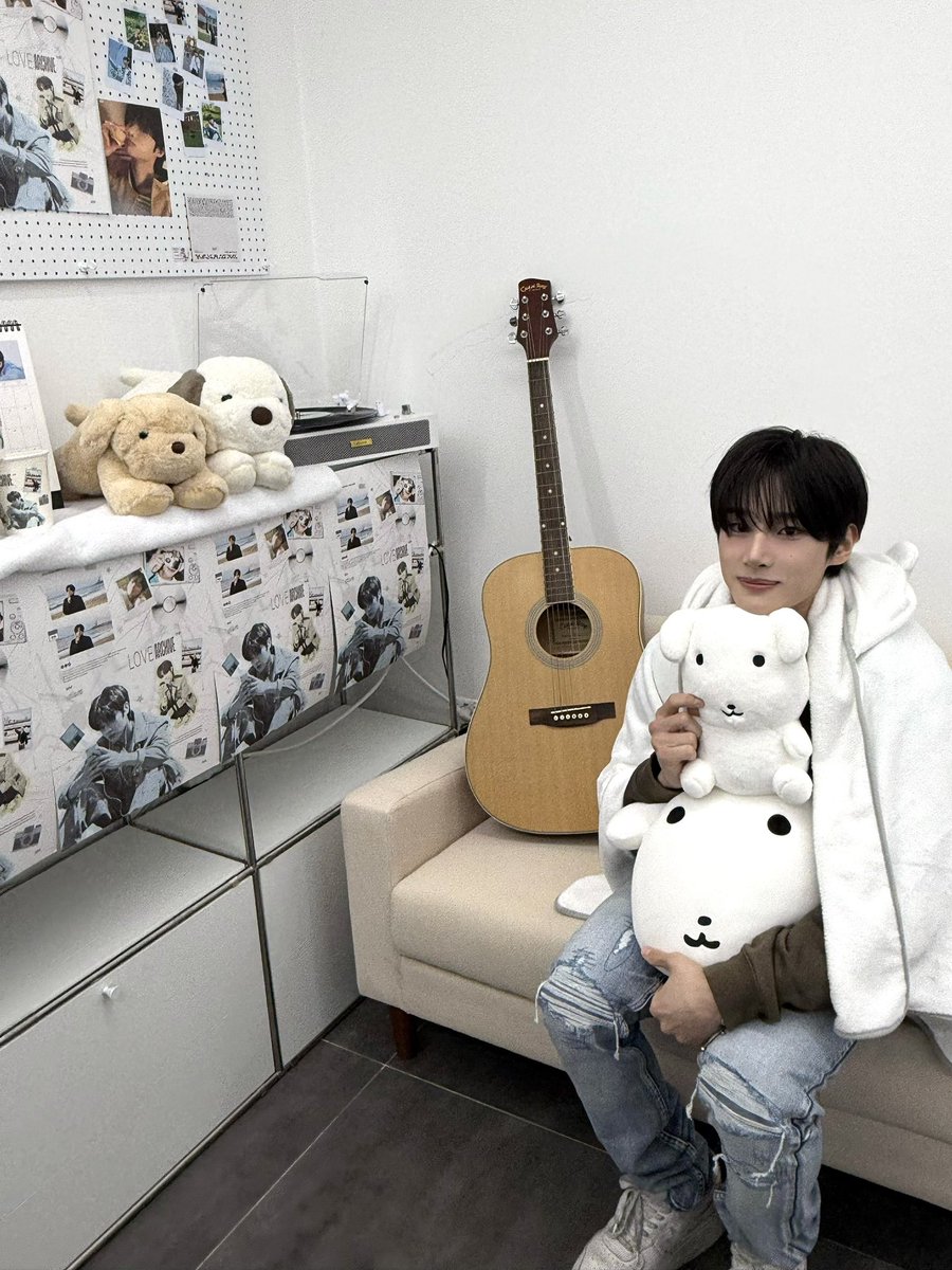 onepact_'s tweet photo. [💙_ #예담]

🥰 생일 하루만 더 하면 안돼?🥹

#ONEPACT #원팩트
#YEDAM #예담
#HAPPY_YEDAM_DAY https://t.co/RHyzVCnLid