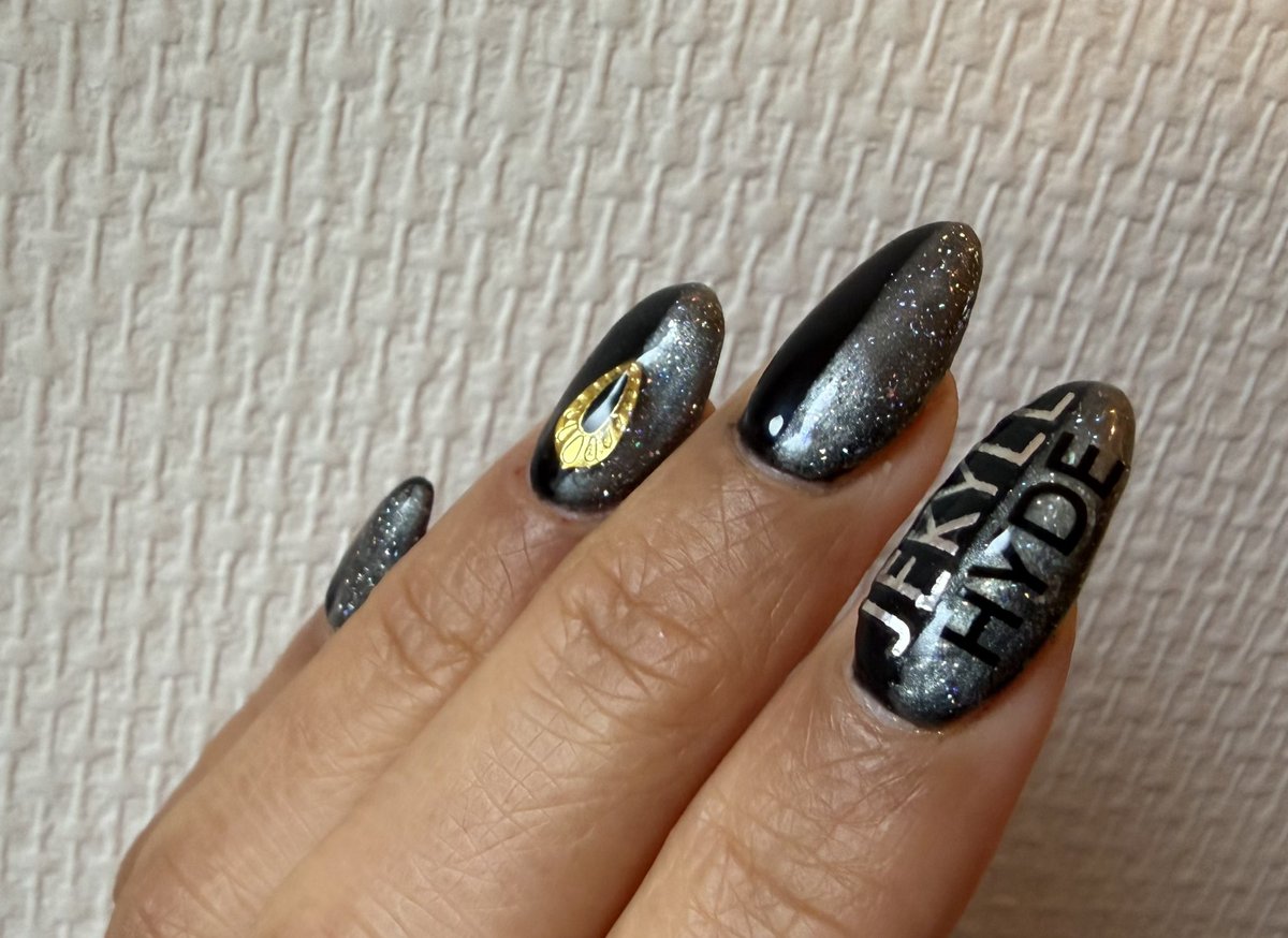 win74994353's tweet photo. 「HYDE Orchestra Tour 2026 JEKYLL」
nails 🖤🩶

#HYDE 
#HYDEOrchestraTour2026JEKYLL https://t.co/PHTQrZ0Fov