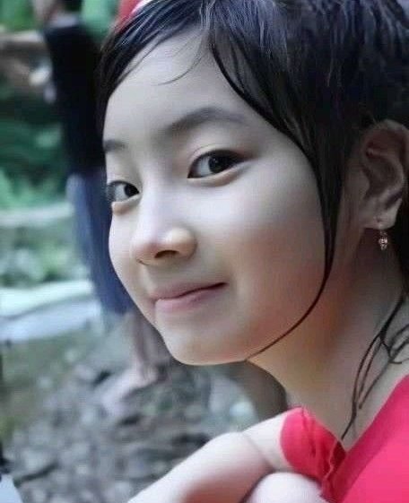 2472ice's tweet image. This is how you age when you're unproblematic