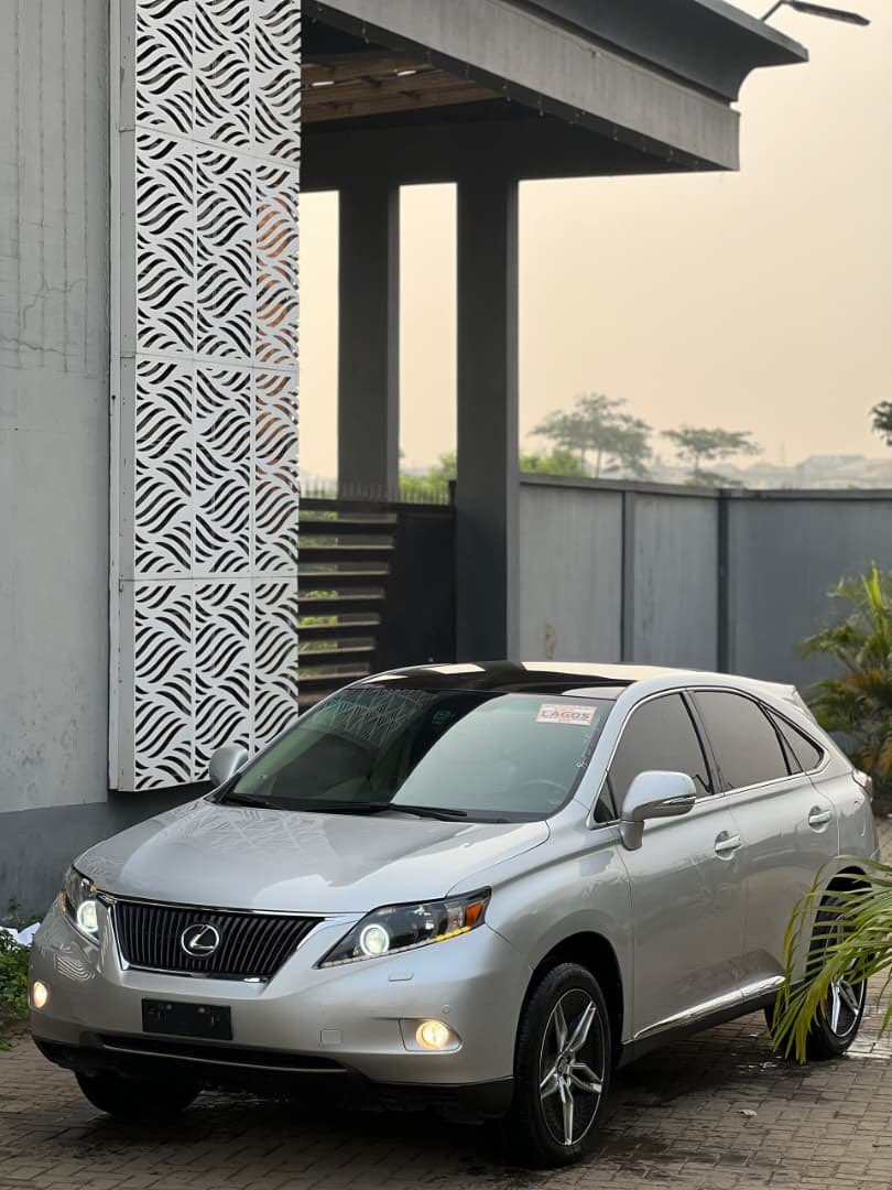 OWELLE🦅 tweet media