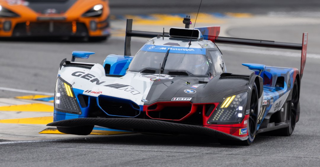 BMWMotorsport's tweet image. Track life. No chill.