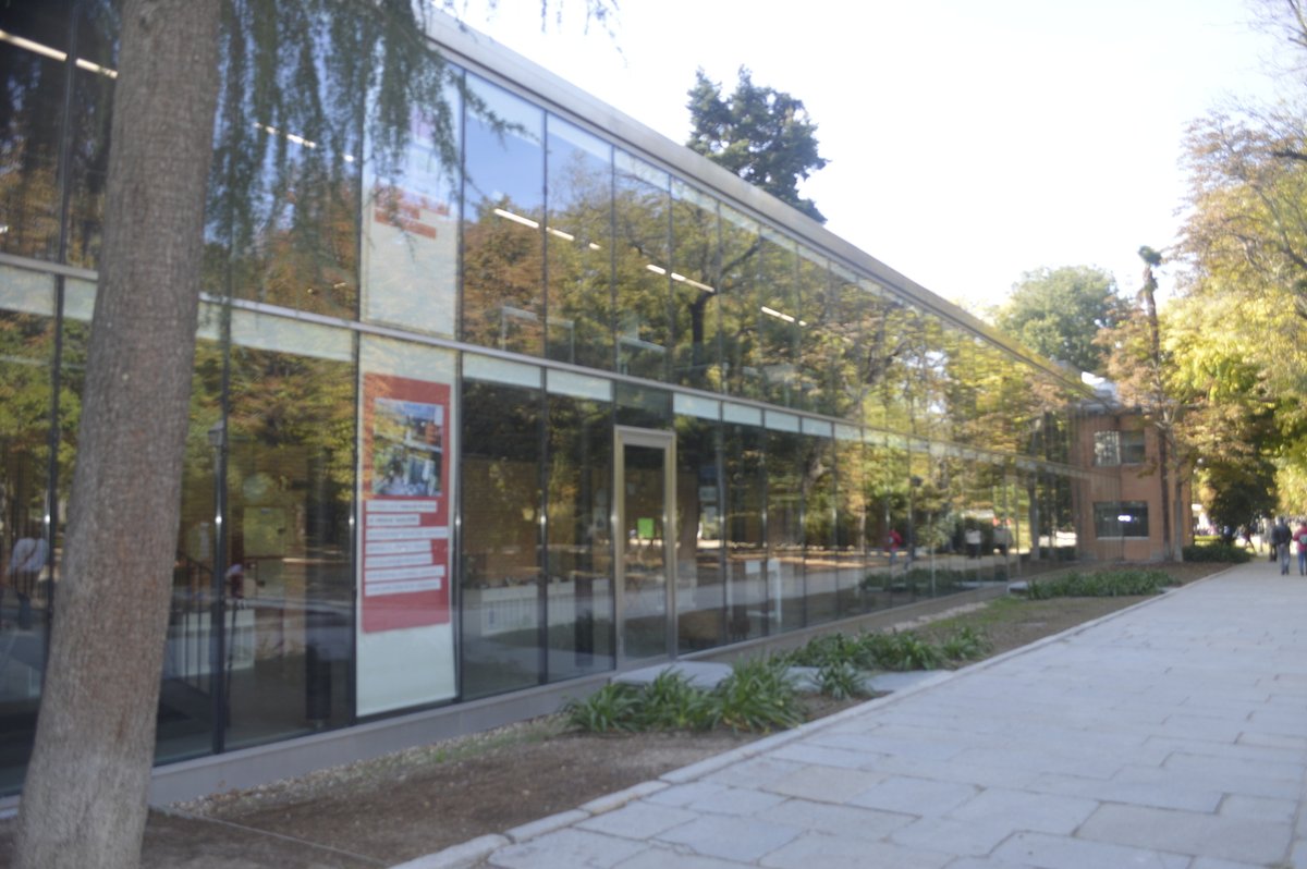 JMDretiro's tweet image. 📚 Esta semana en la #BPM Eugenio Trías te espera una agenda llena de literatura, música y swing:

🗓Presentaciones, conferencias, tertulia literaria, encuentro con autora, swing en la biblioteca y el concierto *Bach entre libros*.

 informate.madrid.es/ja8d416
