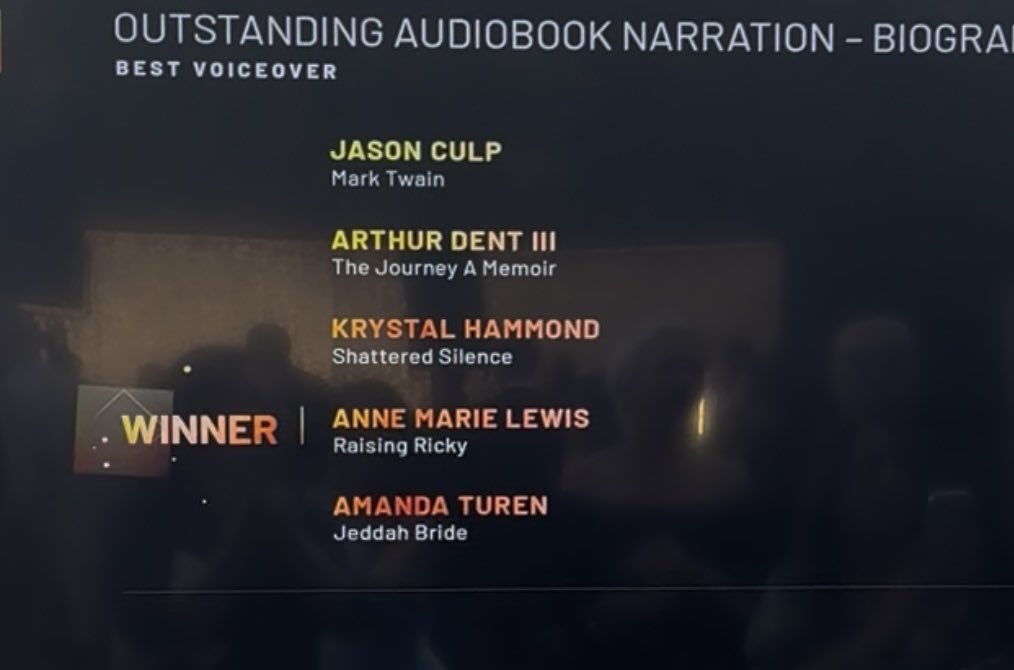 Anne Marie Lewis 🇺🇸🇮🇪🇵🇭 tweet media