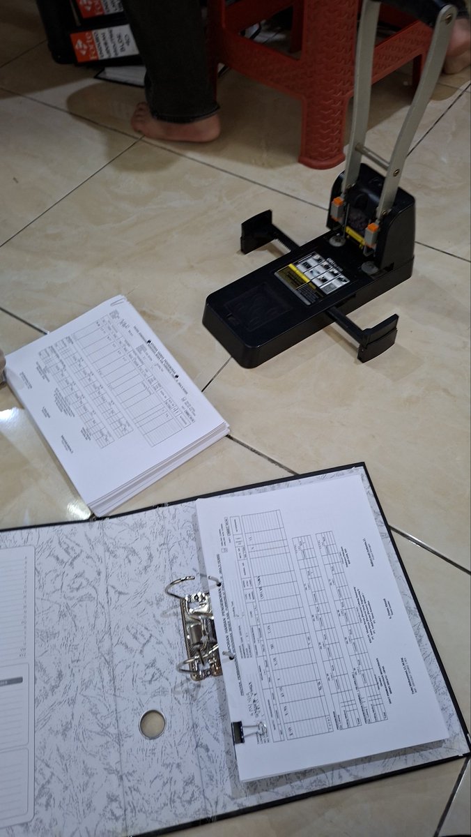 httpslalak's tweet image. day 8 menyelesaikan sesuai deadline (padahal tadi malem badan anget)