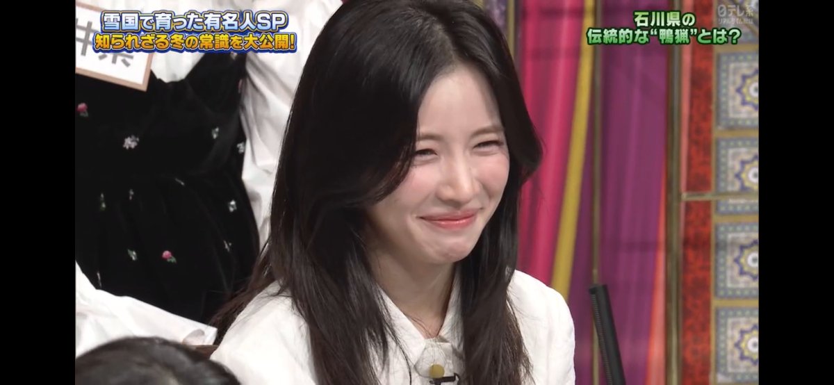 苦笑いで誤魔化すマヤちゃん最後頭皮しか見えんくなってるwwww #MAYA