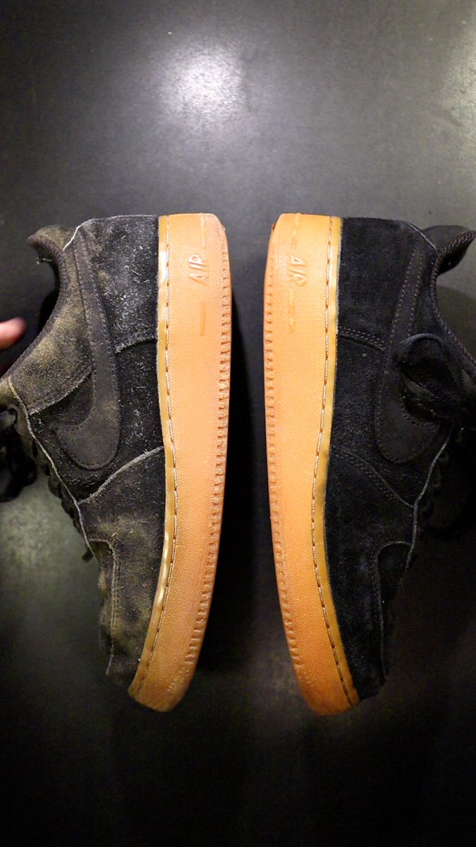 BeShoe_repair's tweet photo. #NIKE のスウェード #エアフォース1 を #クリーニング https://t.co/vfgz8cSVZJ