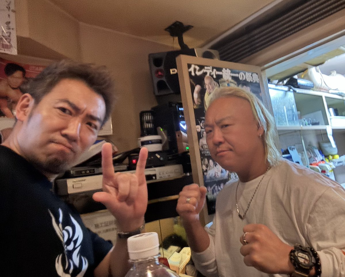 本日、新宿 プロレスラーのお店