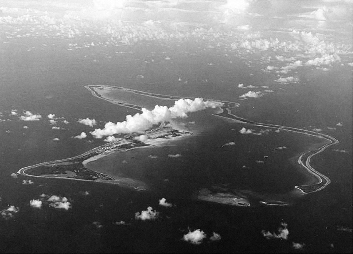 IS CHAGOS TRUMP’S NEW ARGUMENT FOR GREENLAND?

If you interact (like or reply), I’ll give the same energy back.

Trump slammed the UK as “foolish” for moving ahead with transferring sovereignty of the Chagos Islands to Mauritius — even though the deal is structured to keep the