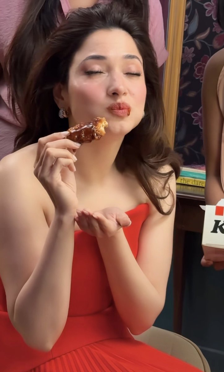 KFC India tweet media