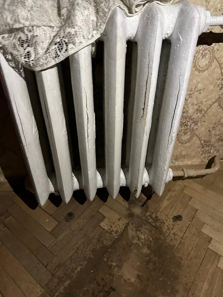 As you read this tweet, russia is continuing to commit systematic and large-scale crimes against humanity by destroying the electricity grid and heating system in various Ukrainian towns, threatening the civil population to die from cold and epidemics. russia has been openly and