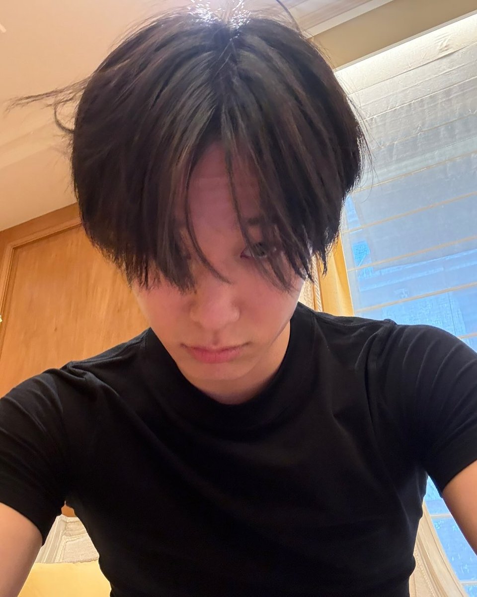 kittenzuyo's tweet image. ah yes, my future silly spontaneous husband..