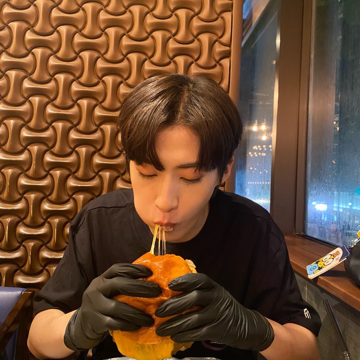 cheriseoho's tweet photo. keonhee's voice in grenade https://t.co/sjLQFk1hRO