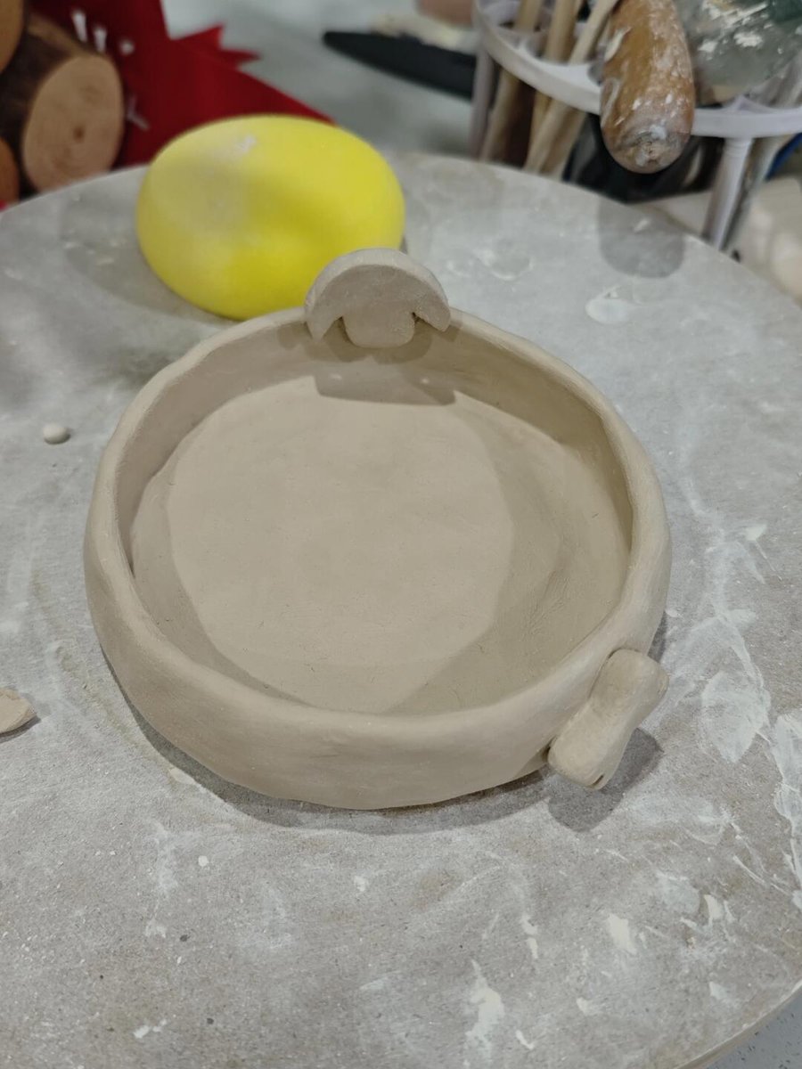 Runfurthermore's tweet image. 今日完成した陶芸作品から、何もないところから何かを生み出す感覚がとても楽しいです