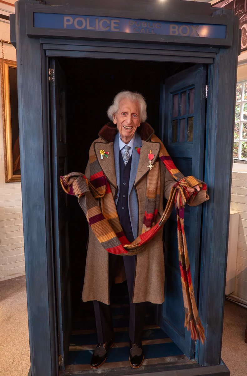 SFXmagazine's tweet image. Happy birthday to the best ever Doctor Who*, Tom Baker MBE - 92 years young today! 
(*Shush, he is.)