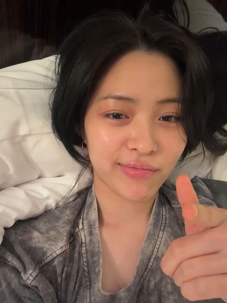 gernerlap's tweet image. ️️

️️

Sayang, aku udah sampe apart ya. Kayaknya abis ini tepar. (misalnya)

️️

️️