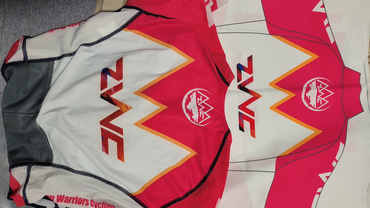 なにこれ良判定すぎる Discordは各サイズ確認あわせてメンションするので、送らせて頂きます 金額については個人DMしますけど