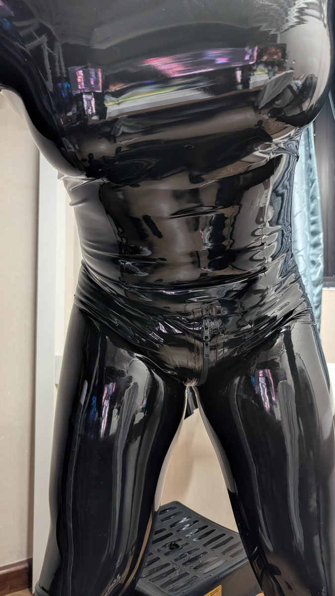 Sharing more selfies for everyone one see~