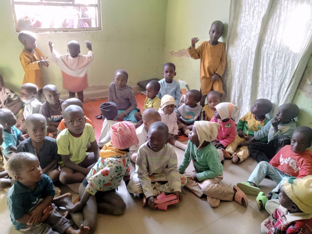 FomwanB's tweet photo. FOMWAN Bauchi State, hosted the Bala Wunti Circumcision Program, who implemented the 2026 Annual Circumcision Programme at the FOMWAN Primary Health Care (PHC) Bauchi. 
This impactful humanitarian initiative provided free, safe, and professional medical services to 500 orphans. https://t.co/ZsVOdrccqU