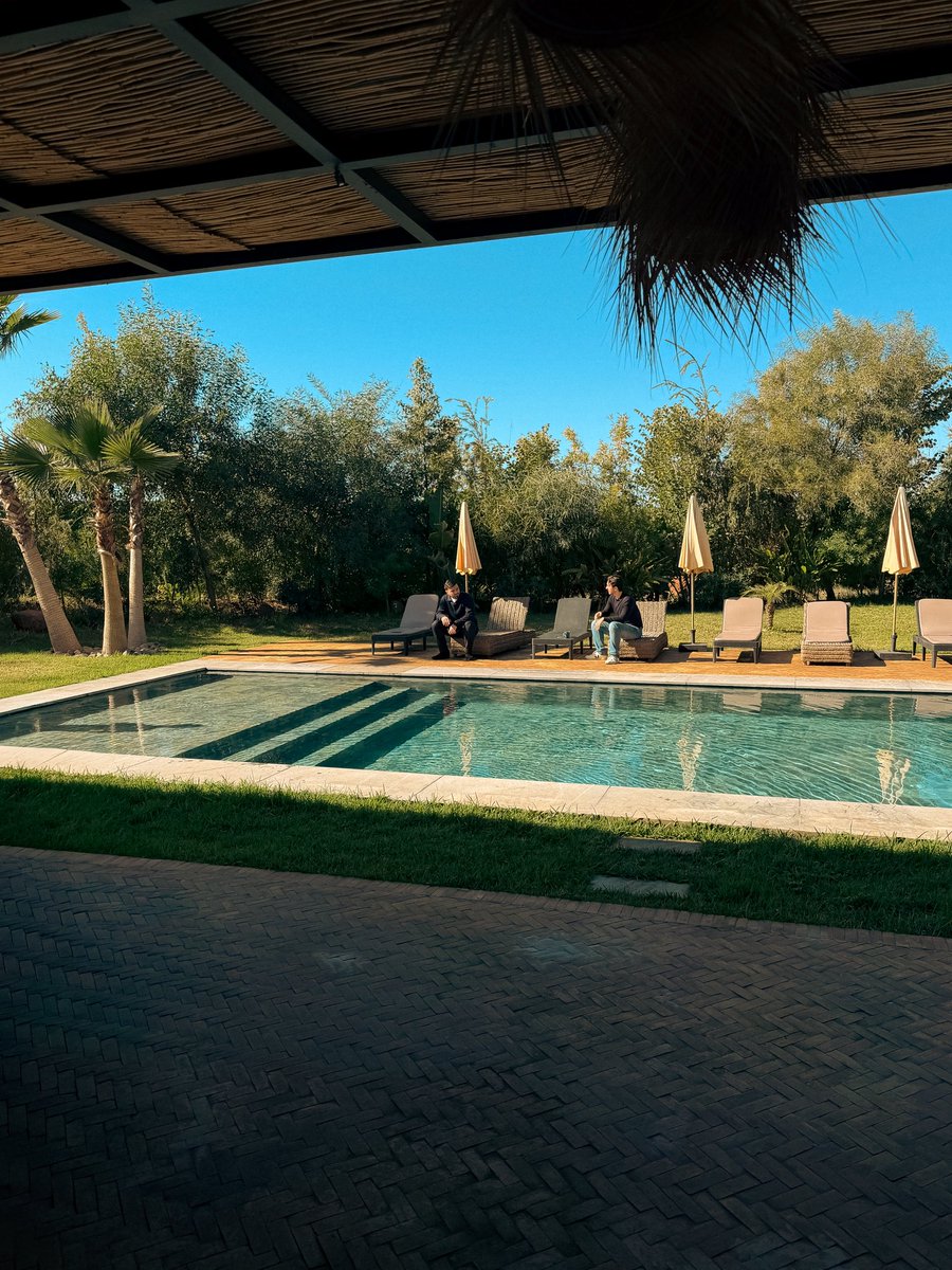 Powlisher tweet media