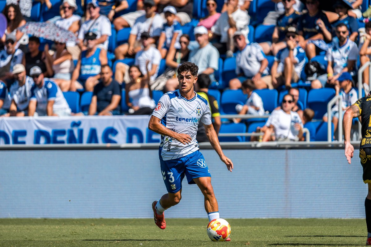 🤝 Acuerdo de cesión de Ander Zoilo

ℹ️ clubdeportivotenerife.es/noticias/acuer…

#CDTenerife #LaBregaNosUne