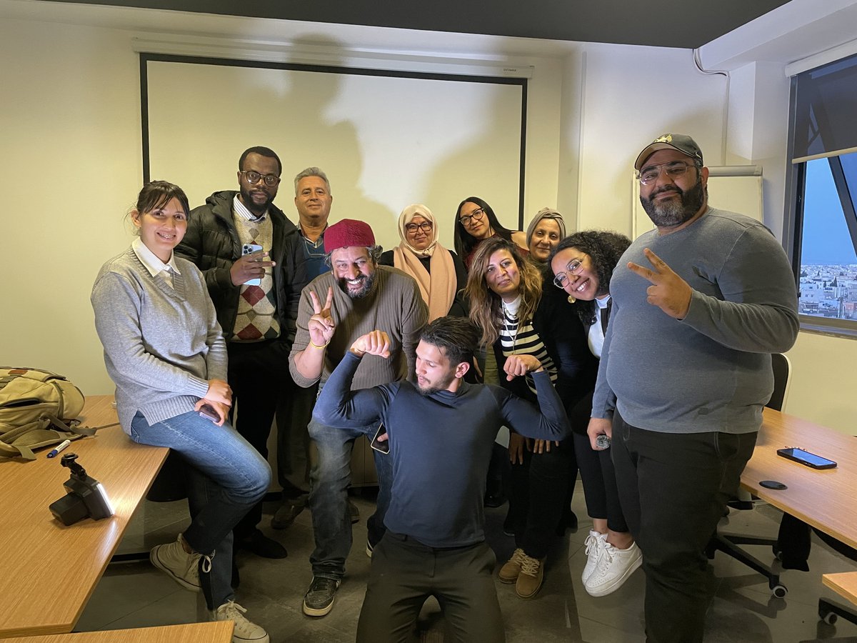 Depuis 2013, Social Media Club Tunisia s’appuie sur une culture du partage et de l’ouverture.
Après plus de 12 ans, le club reste la référence du marketing digital en Tunisie.

Formation interne en Marketing Événementiel 2.0 à Work Zone, notre partenaire depuis 2016.