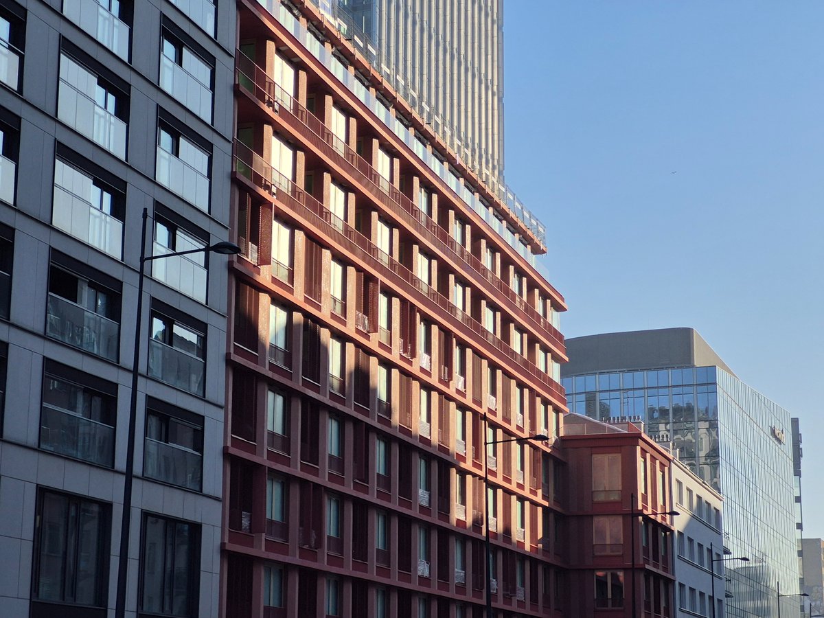 Outskirts 🔴 tweet media