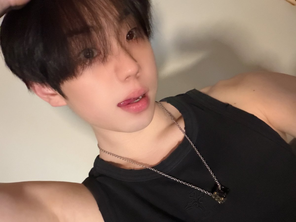 ELASTofficial's tweet image. 🫳🏻🫳🏻

#ELAST #엘라스트 #エラスト
#WONJUN #원준 #ウォンジュン