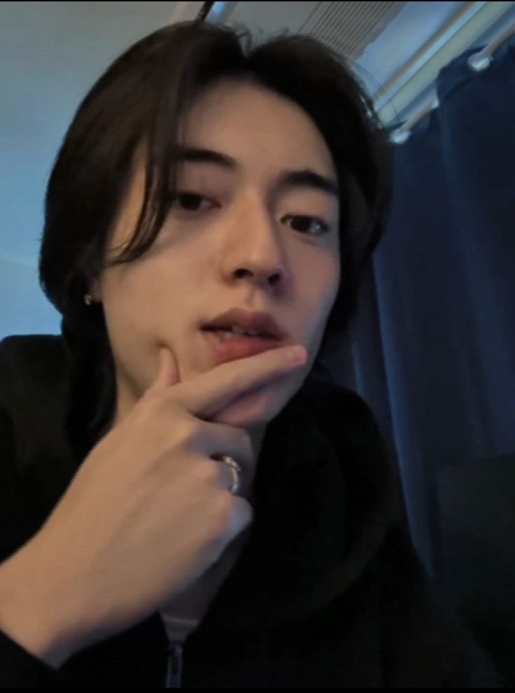 𝑹͟iven. 🦛 tweet media