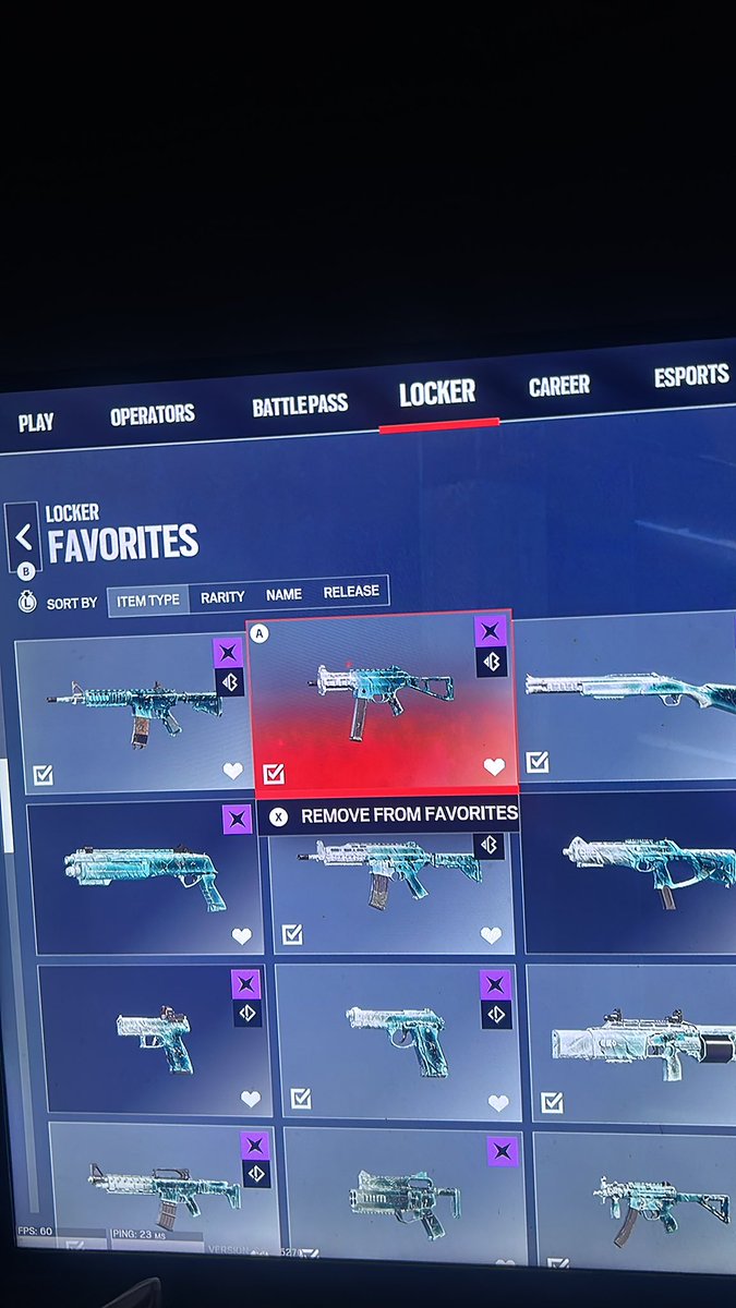 phantomgames57's tweet photo. Yo @MeatyMarley pick any black ice you want! I'll trade em to you when marketplace is back! https://t.co/y5h2Y401jP