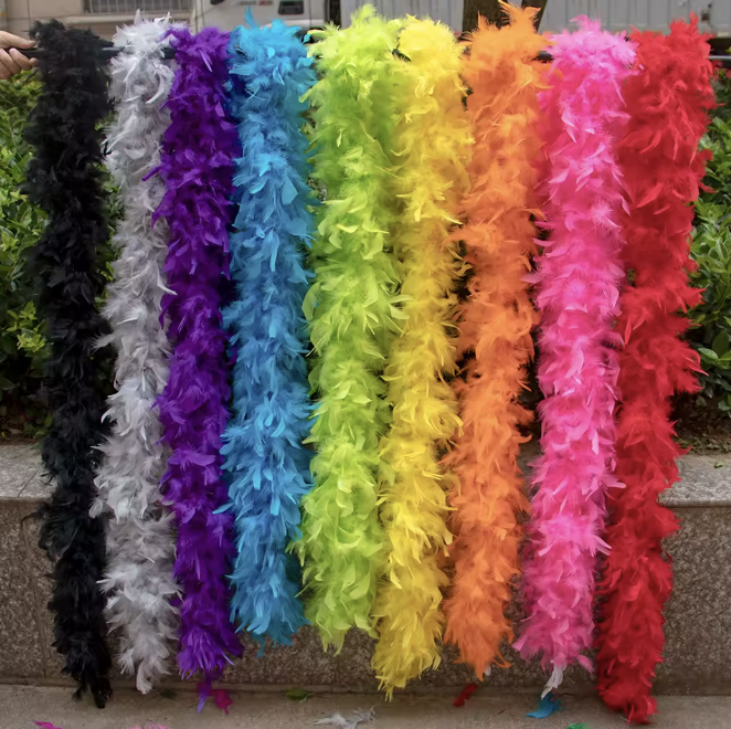 AliExpressES's tweet image. Algo grande se viene… y nosotros ya estamos listos 💖🎩🌈 ¿Preparado para idear tu ESTILO? 👀 #disco